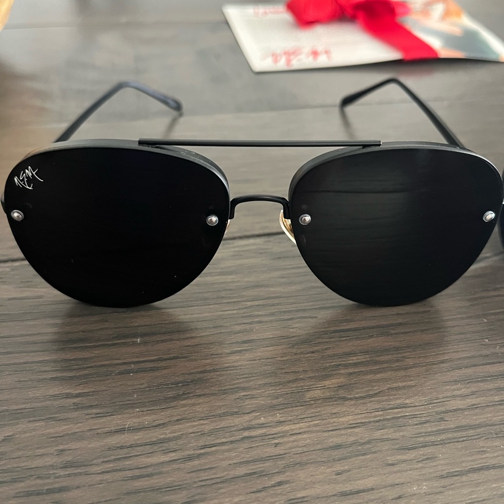 NEM Fashion Black Aviator Sunglasses